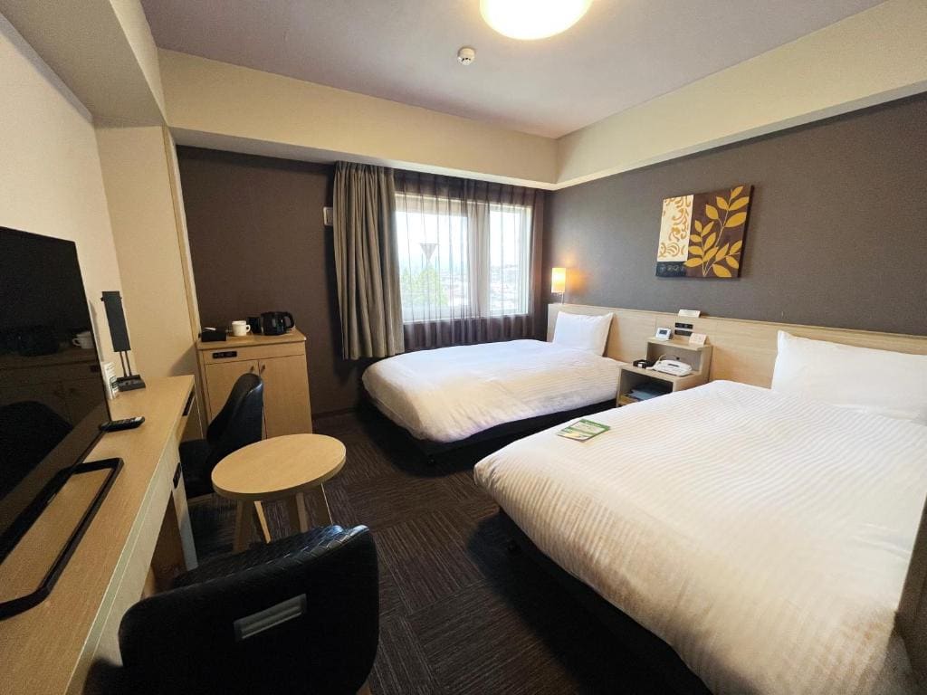 Standard Twin Room - Non-Smoking room - Image 2