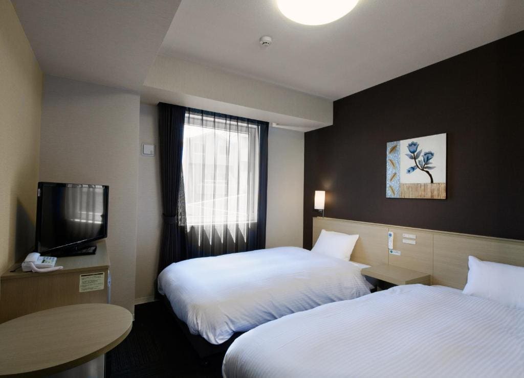 Twin Room - Non-Smoking room - Image 3