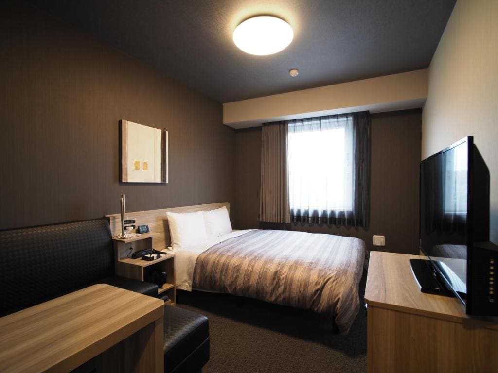 Double Room with Small Double Bed - Non-Smoking room - Image 3