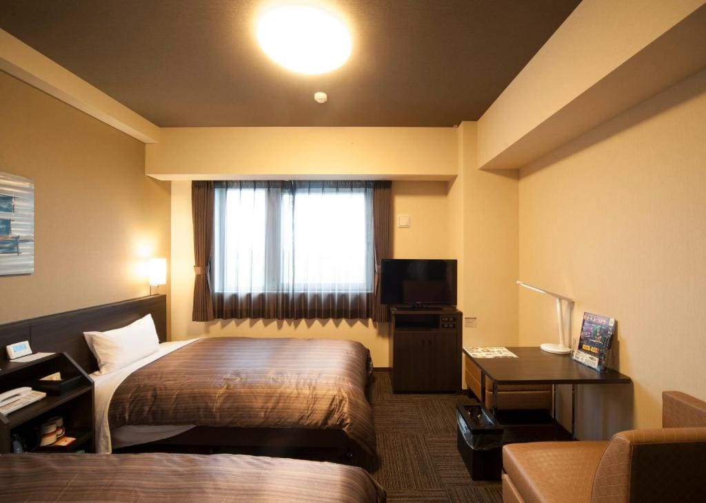 Comfort Double Room with Small Double Bed - Non-Smoking room - Image 1