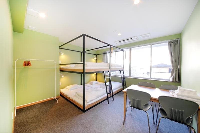 Quadruple Room with Shared Bathroom room - Image 3