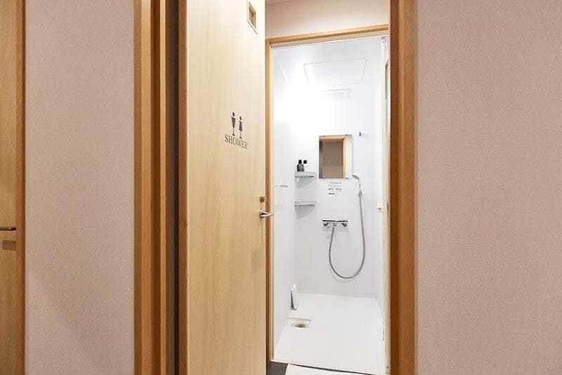 Twin Room with Shared Bathroom room - Image 1