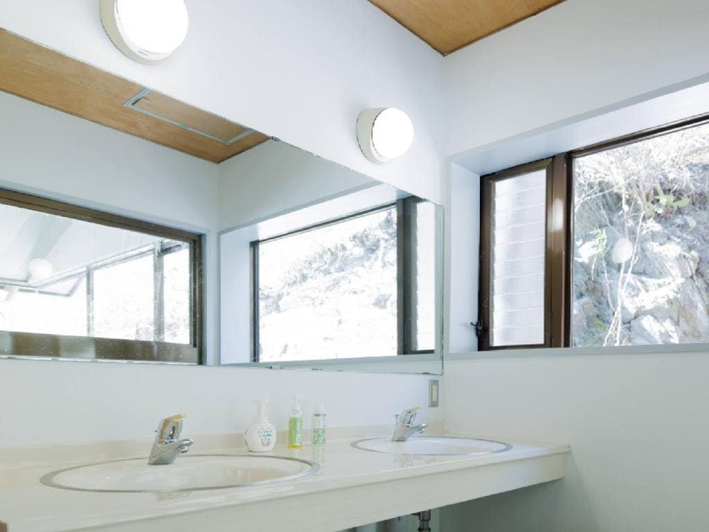 Cottage room - Image 3