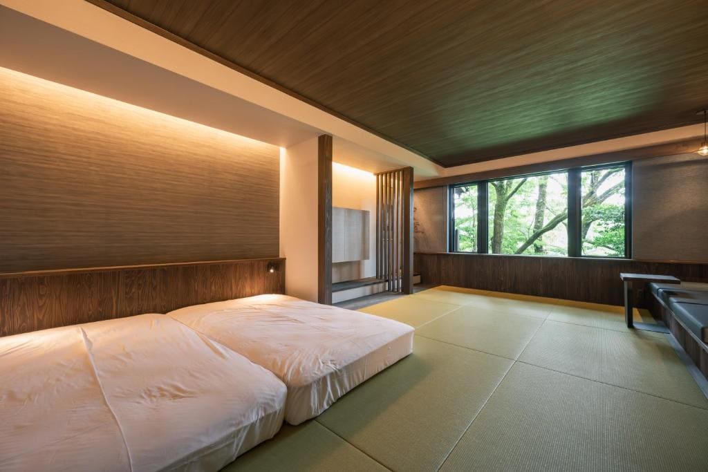 Twin Room with Private Bathroom room - Image 2