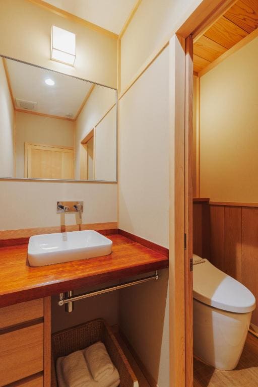 Deluxe Twin Room with Garden View without Bathroom - Adult Only room - Image 3