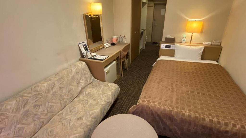 Single Room - Non-Smoking room - Image 2