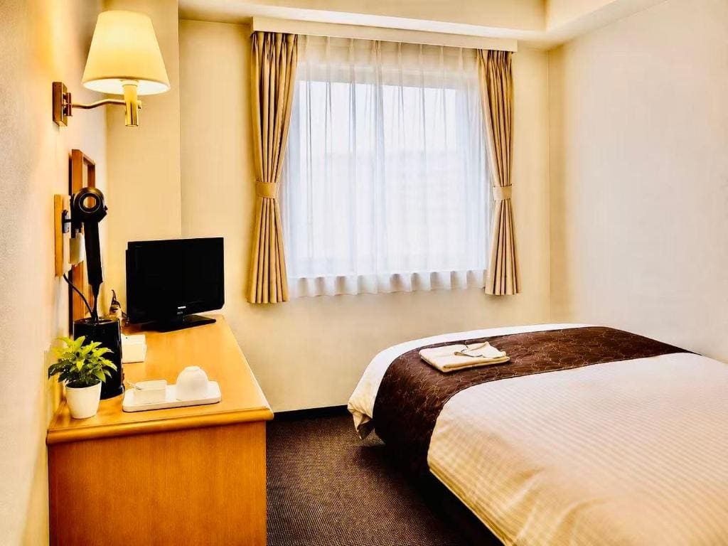 Single Room - Non-Smoking room - Image 1