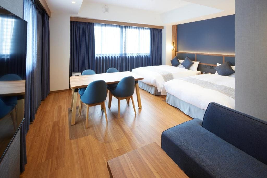 Superior Twin Room room - Image 2