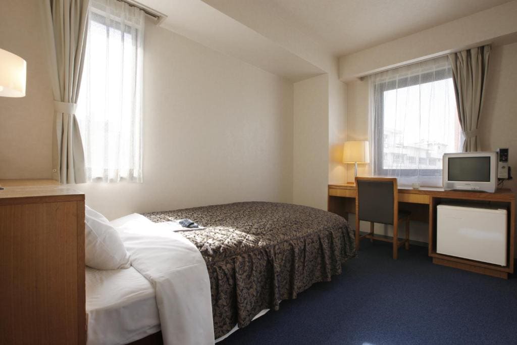 Single Room - Smoking room - Image 3