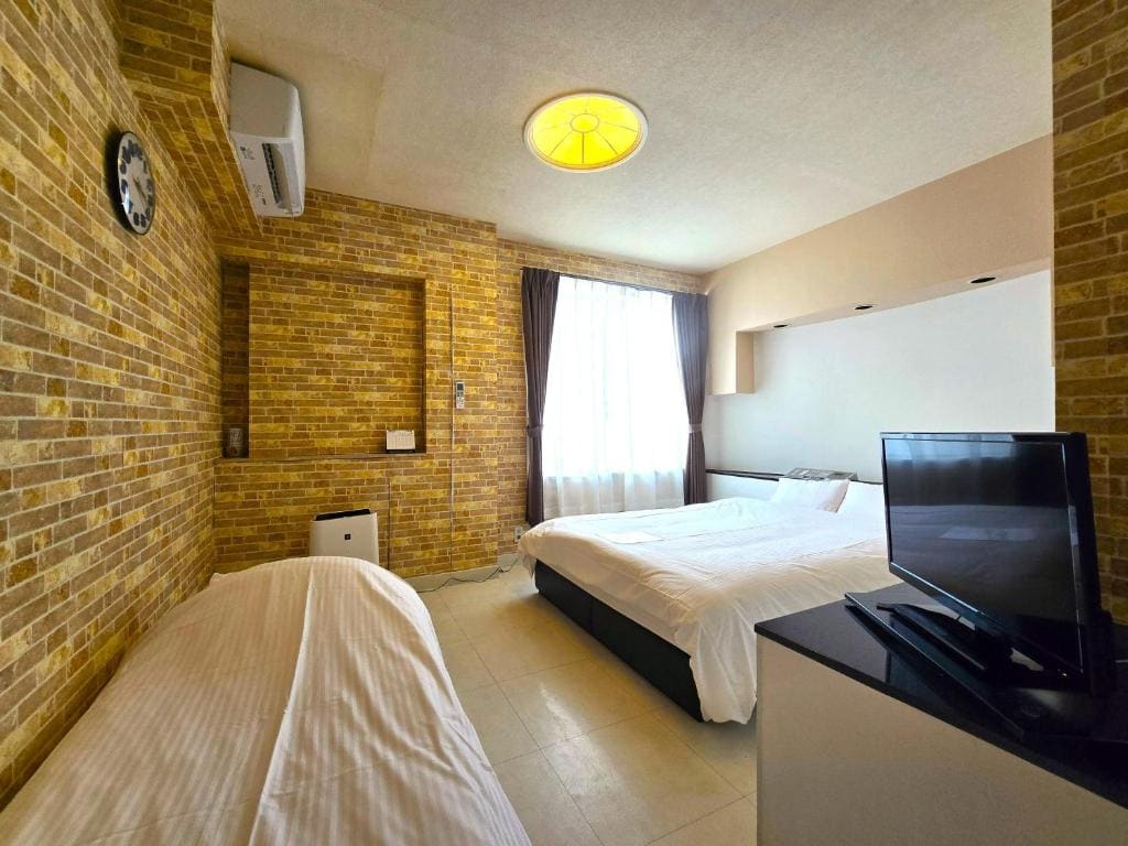 Twin Room room - Image 2