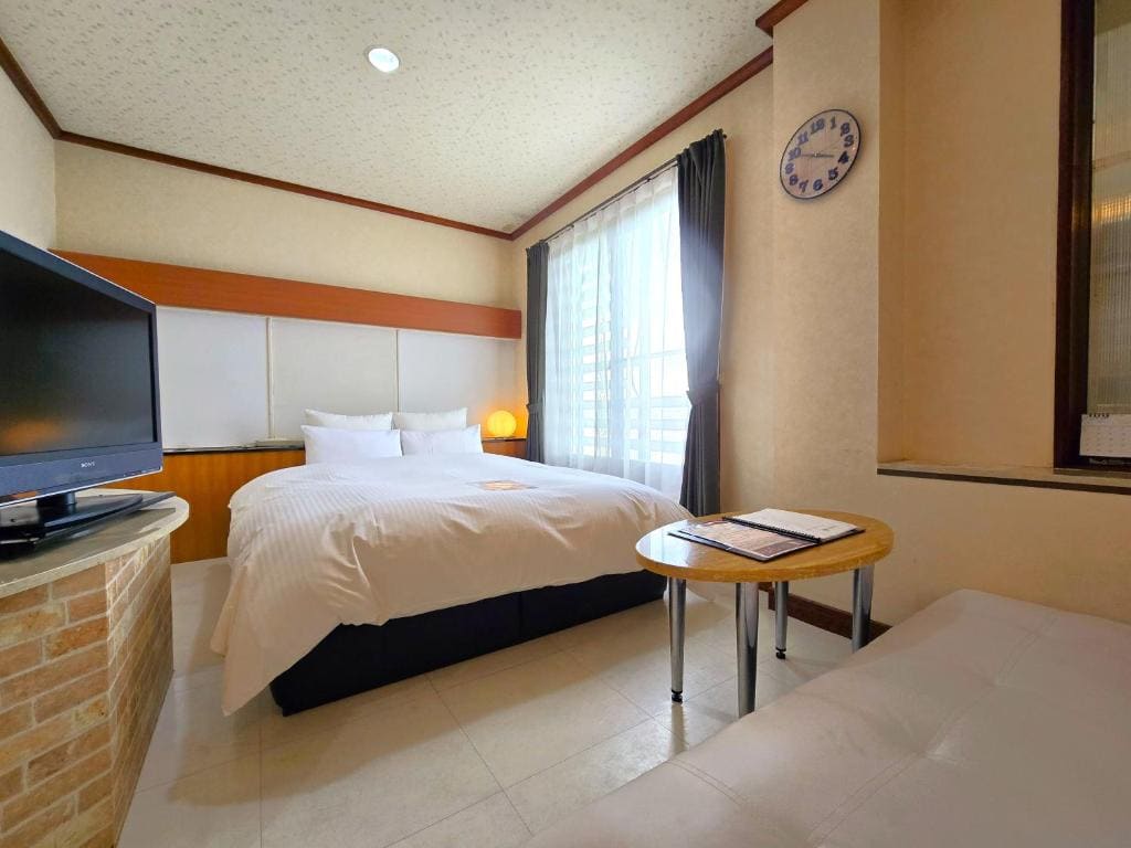 Double Room with Sea View room - Image 1