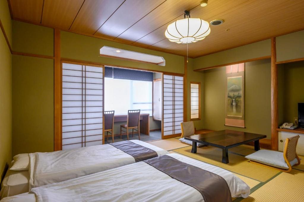 Twin Room with City View room - Image 1