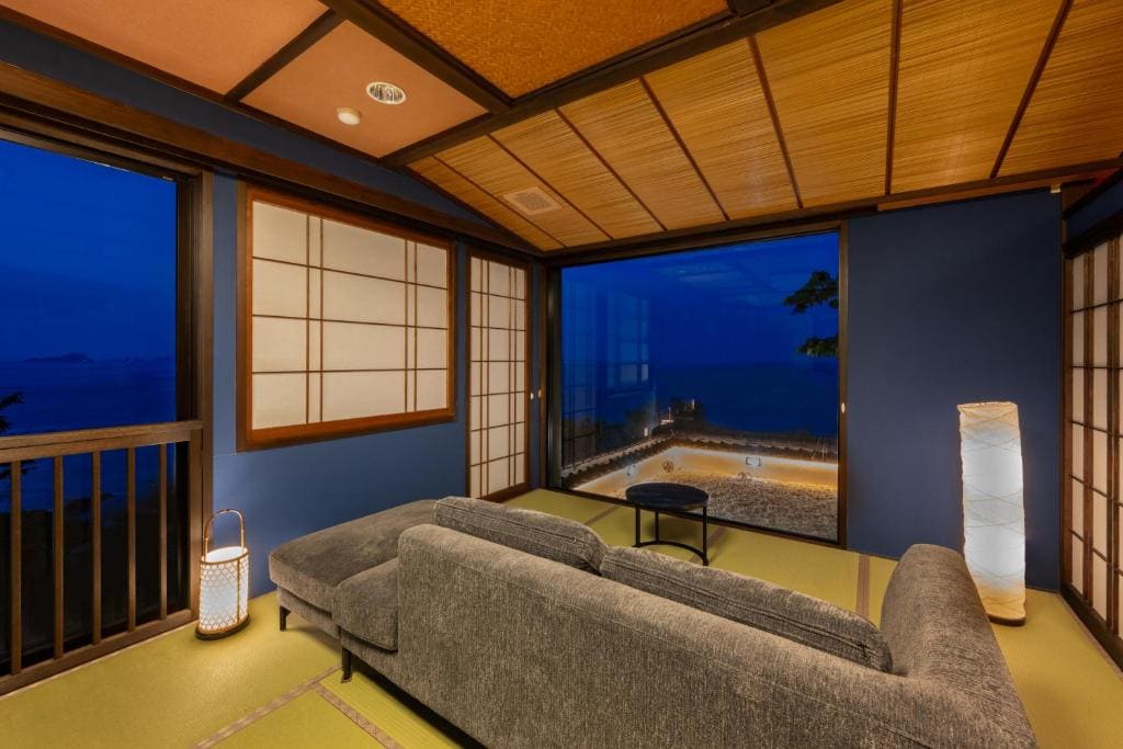 Deluxe Suite room - Image 2