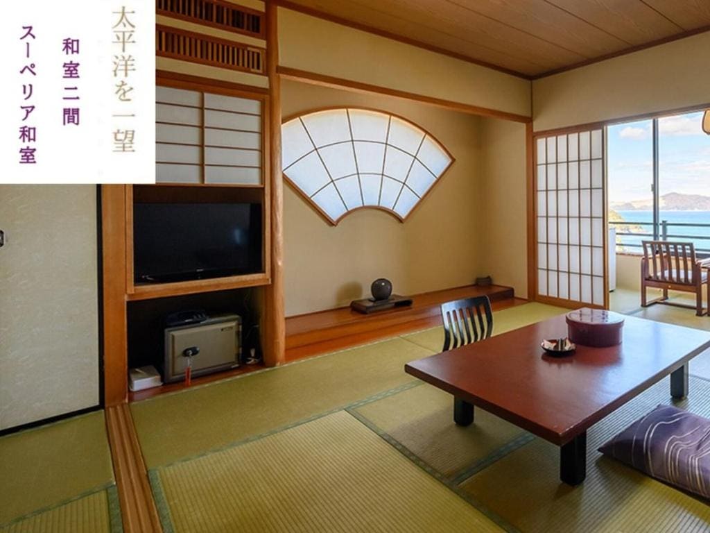 Japanese-Style Quadruple Room room - Image 3