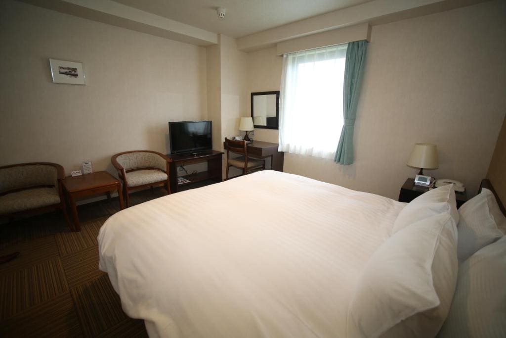 Queen Room - Smoking room - Image 2