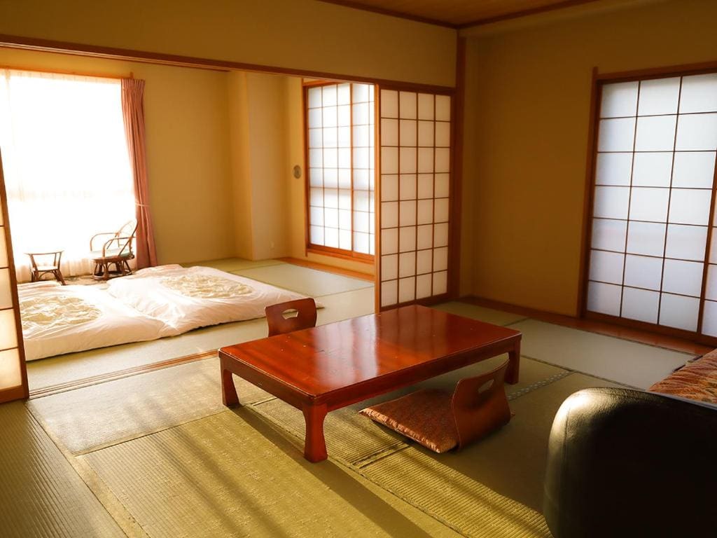 Family Room with Mountain View room - Image 1