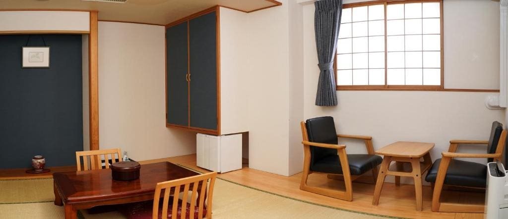 Japanese Style Twin Room - Non-Smoking room - Image 1