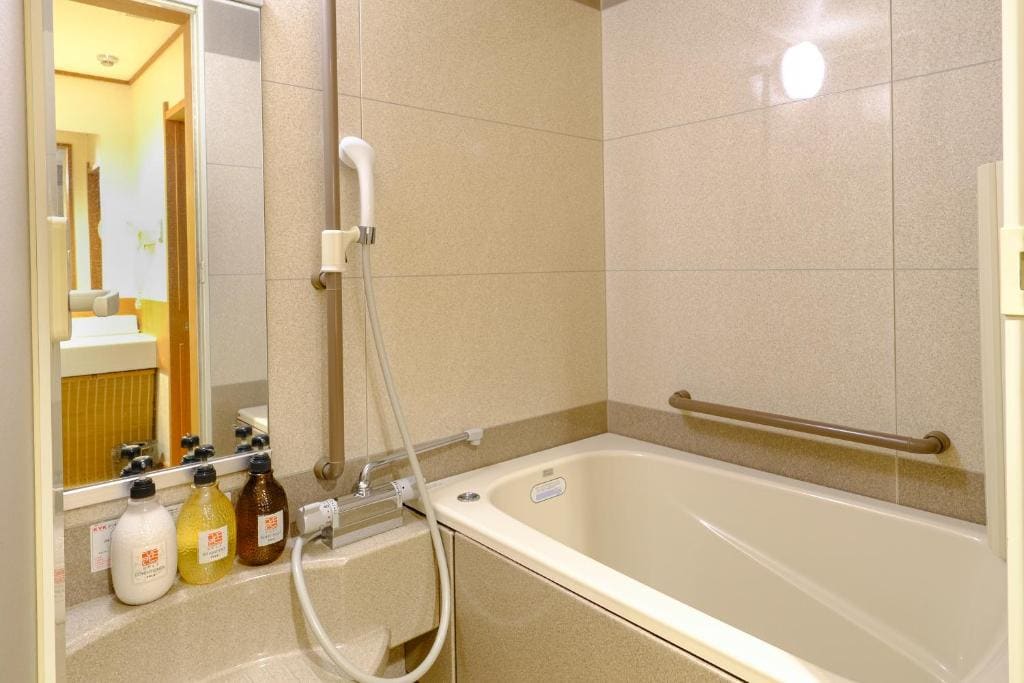 Family Room room - Image 1