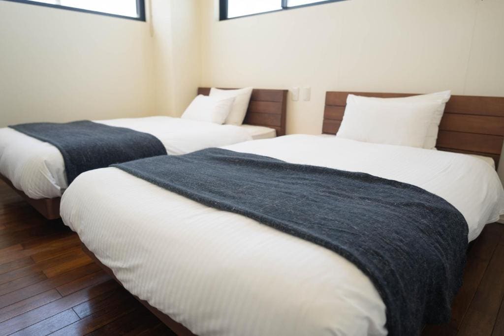 Twin Room with Sea View room - Image 2
