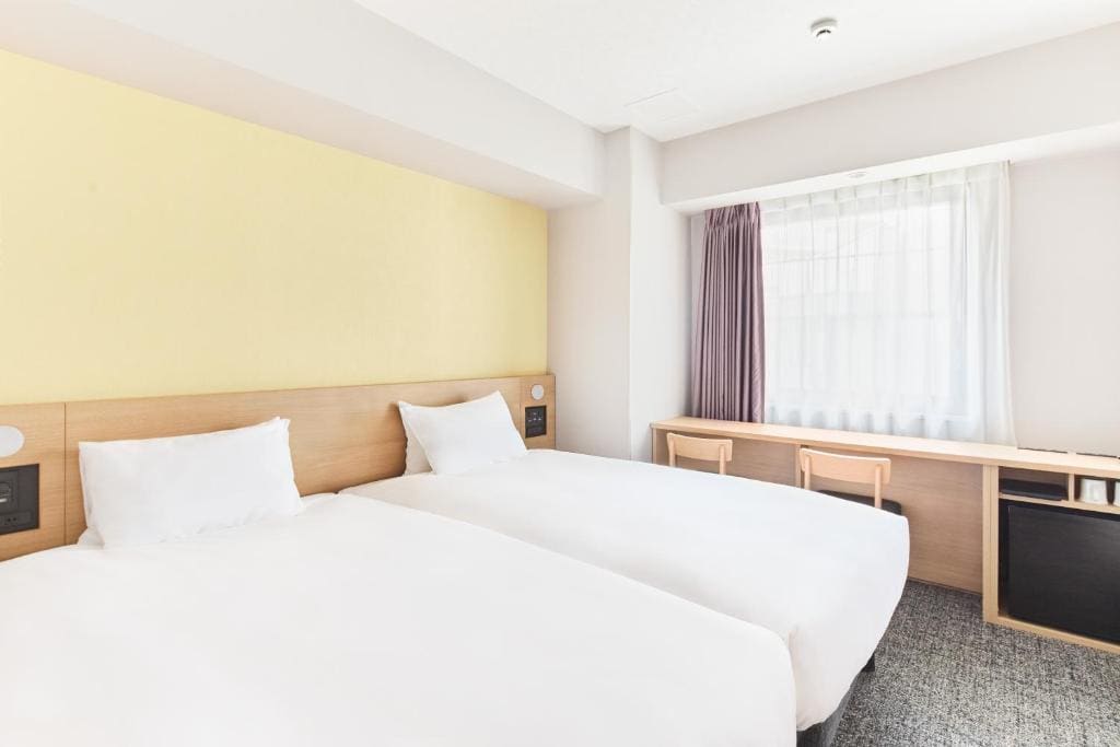 Twin Room - Smoking room - Image 1