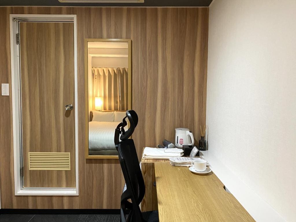 Economy Double Room room - Image 3