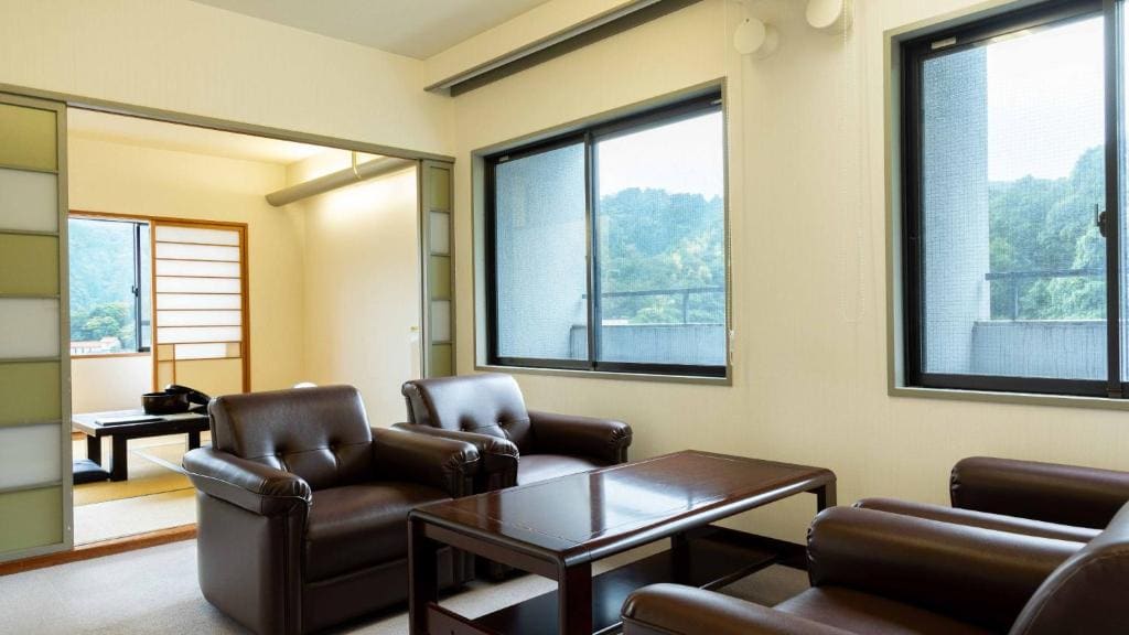 Japanese-Style Room room - Image 1