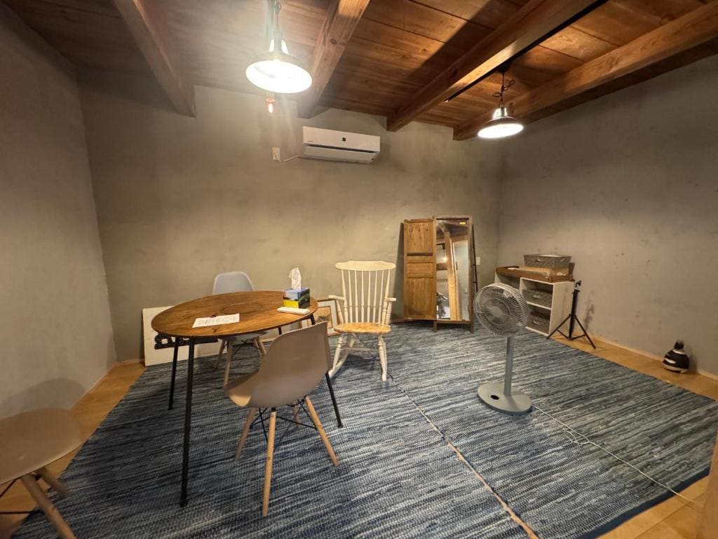 Standard Twin Room room - Image 1