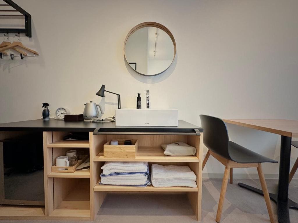 Standard Twin Room - Non-Smoking room - Image 2