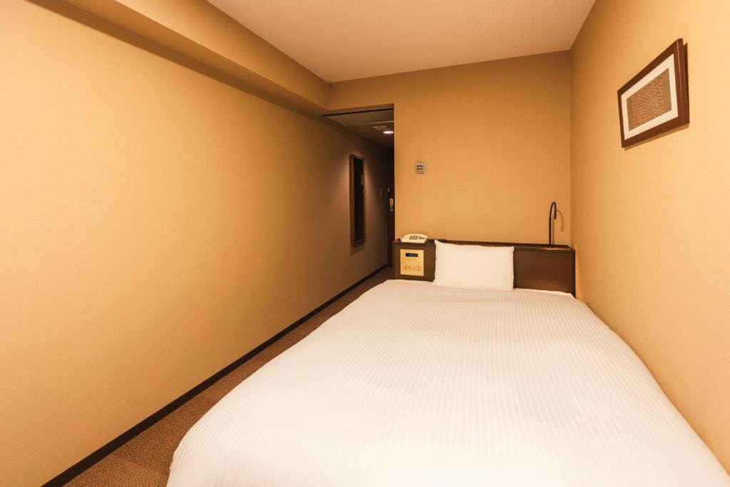 Superior Twin Room - Non-Smoking room - Image 2