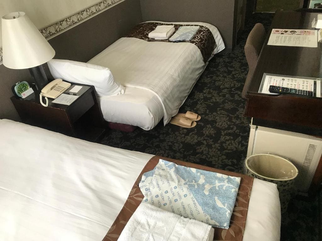 Economy Twin Room room - Image 3