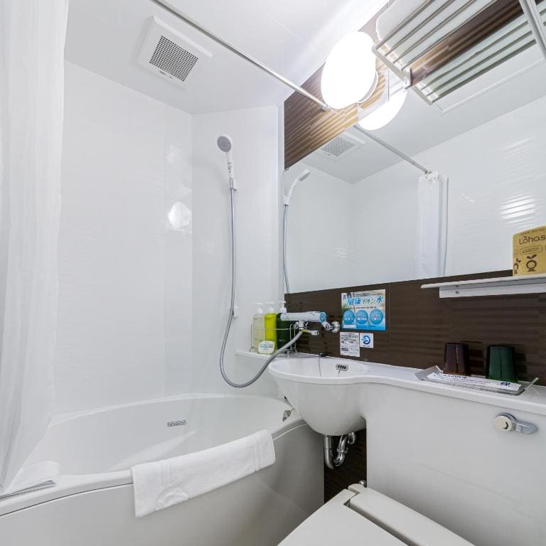 Standard Double Room - Non-Smoking room - Image 1