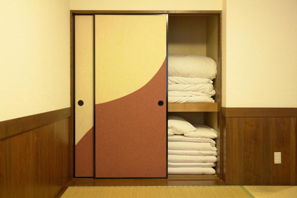 Deluxe Room with Tatami Area room - Image 2