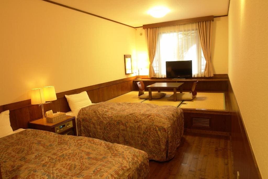 Standard Room with Tatami Area room - Image 1
