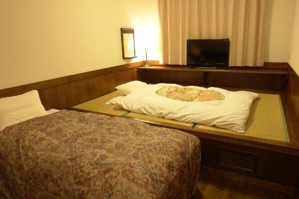 Standard Room with Tatami Area room - Image 2