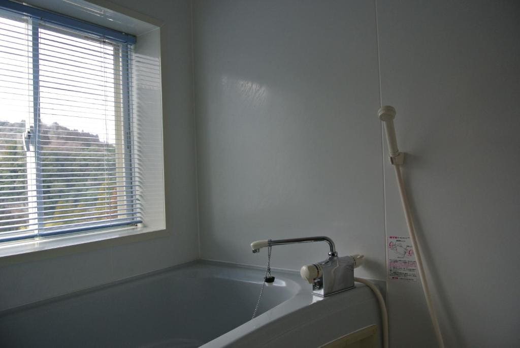 Standard Japanese-Style Room room - Image 3