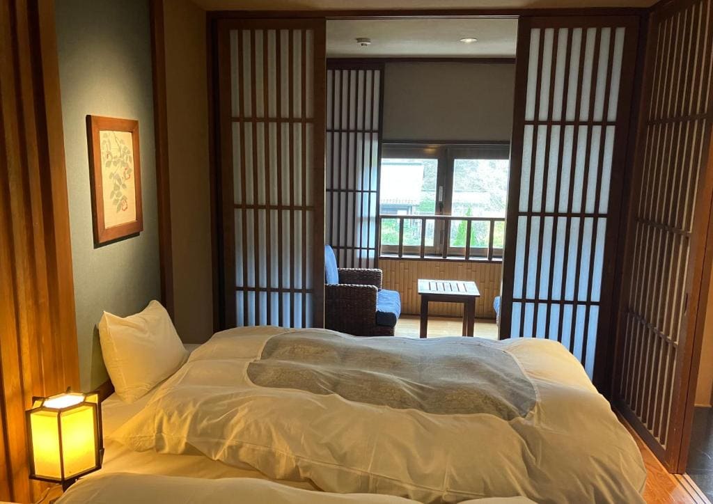 Standard Family Room room - Image 3