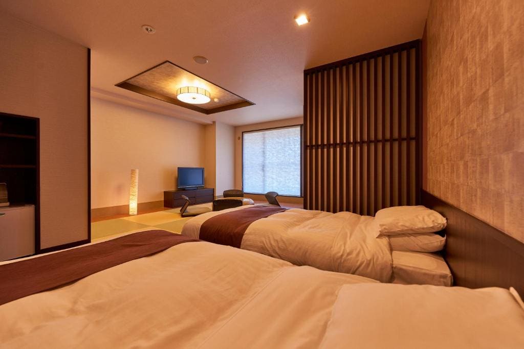 Deluxe Japanese-Style Room with Open-Air Bath with Yotei View - Non-Smoking room - Image 1