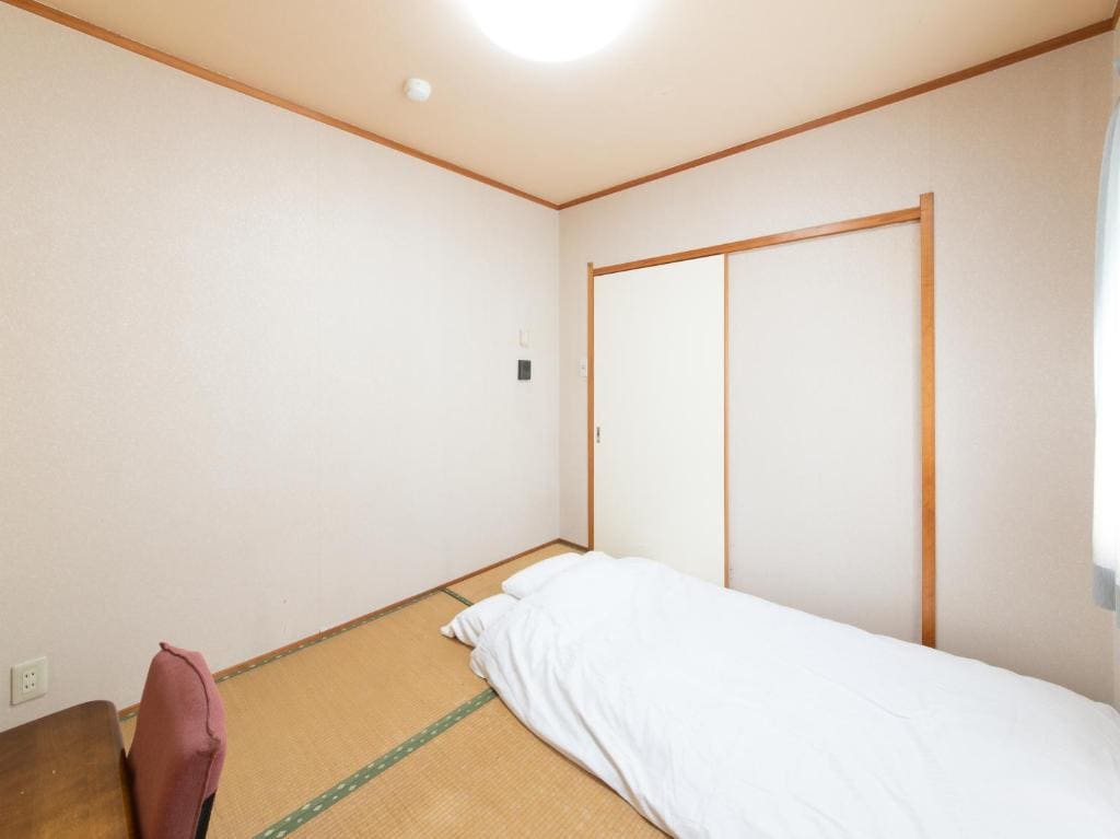 Japanese-Style Single Room room - Image 2