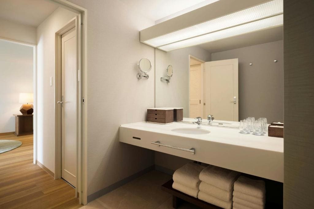 Standard 4 Single beds 1 Bedroom - Two story room - Image 1