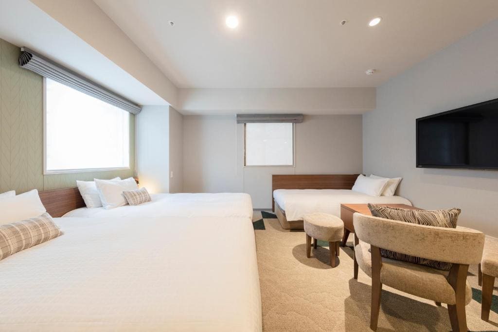 Premier Twin Room - Non-Smoking room - Image 1