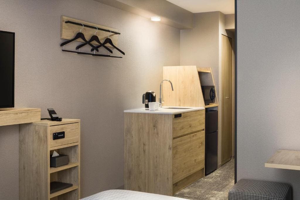 Standard Double Room - Non-Smoking room - Image 1