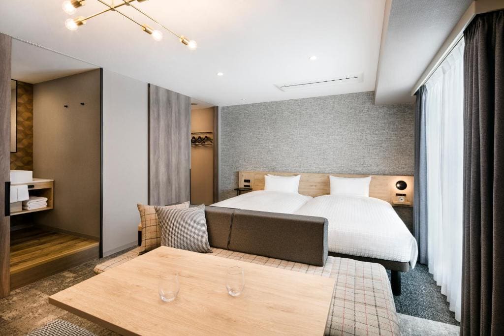 Superior Twin Room - Non-Smoking room - Image 3