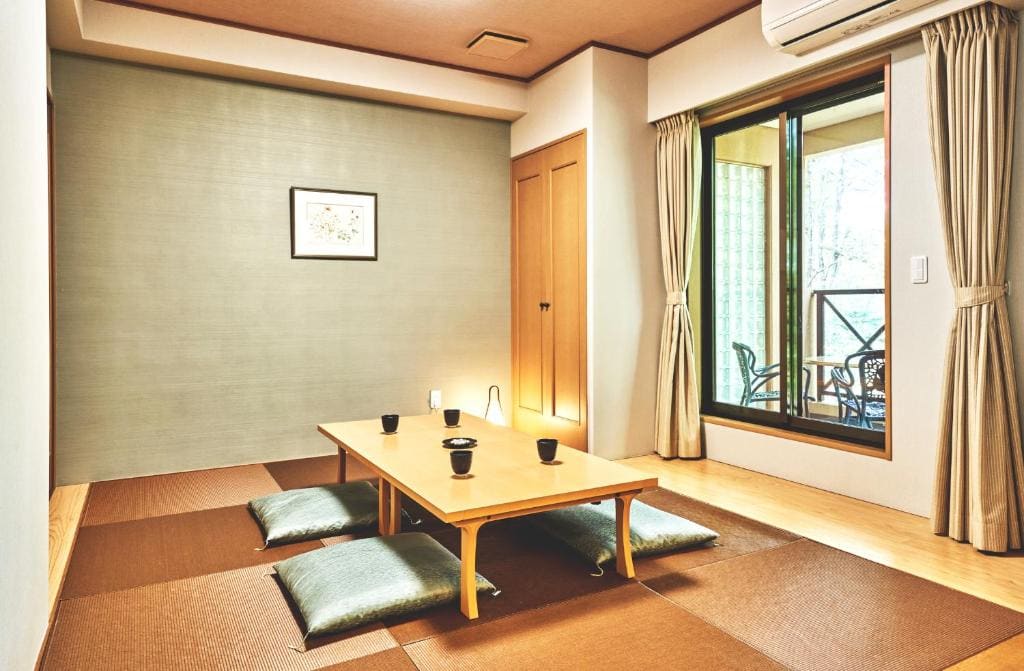 Twin Room with Tatami Area Condo - Non-Smoking room - Image 2