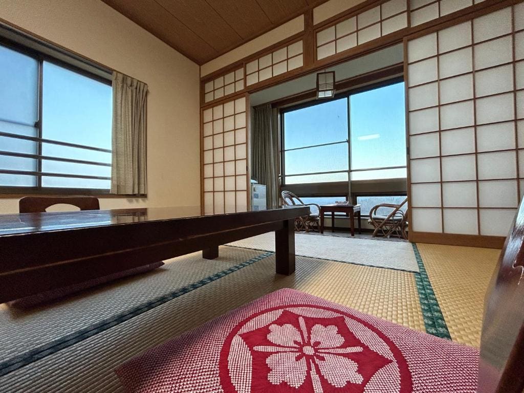 Japanese-Style Room room - Image 3