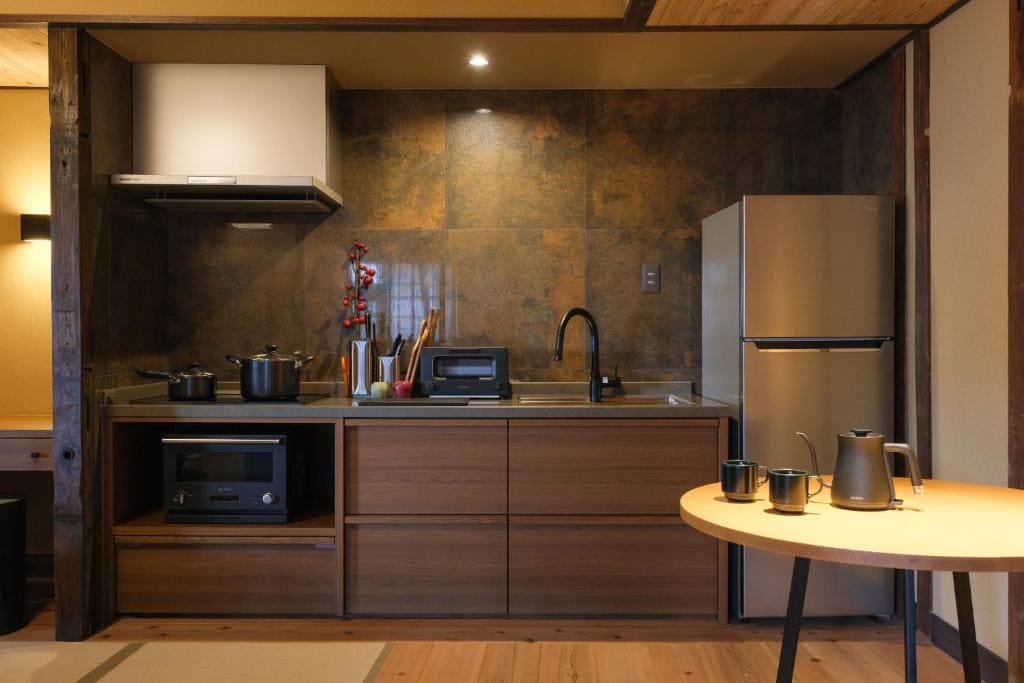 Superior Twin Room room - Image 2