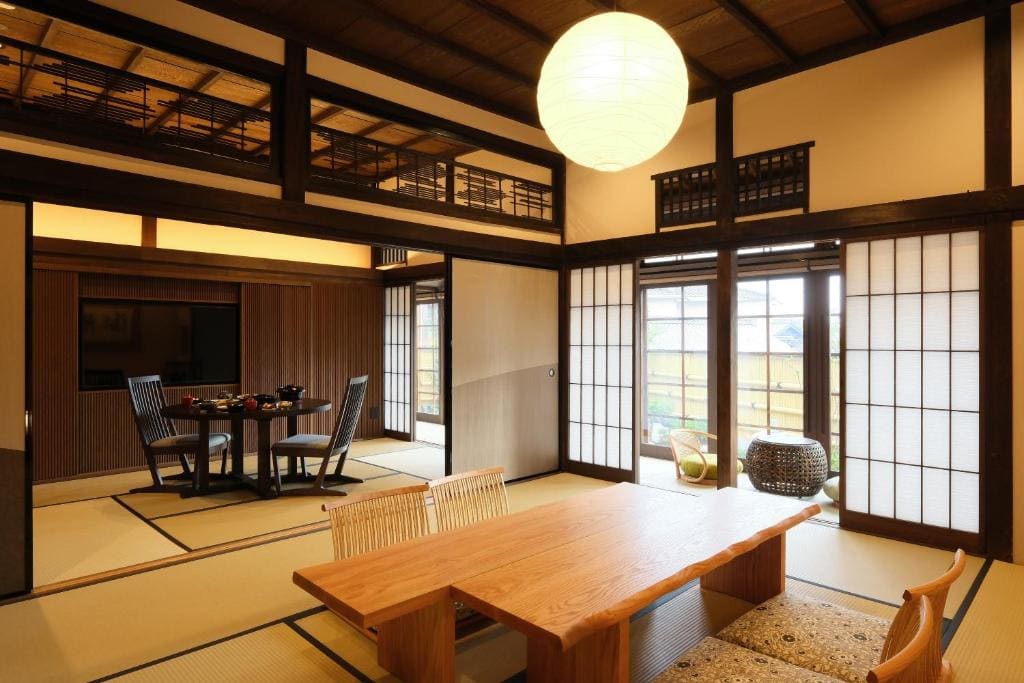 Deluxe Suite room - Image 2