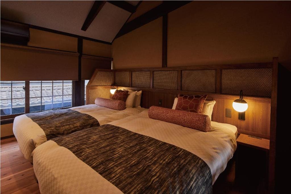 Twin Room with Private Bathroom room - Image 1