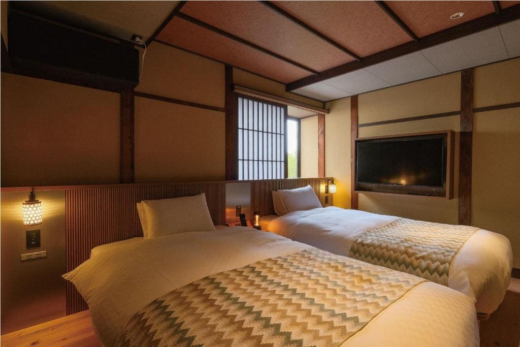 Standard Twin Room room - Image 1