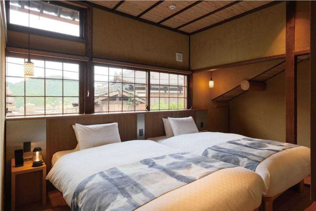 Deluxe Twin Room room - Image 2