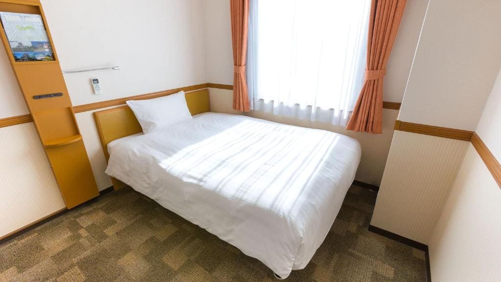 Superior Twin Room - Non-Smoking room - Image 3